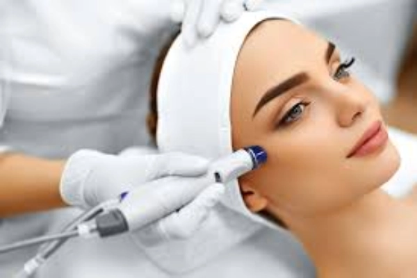 دستگاه هیدروفیشال پاکسازی صورت